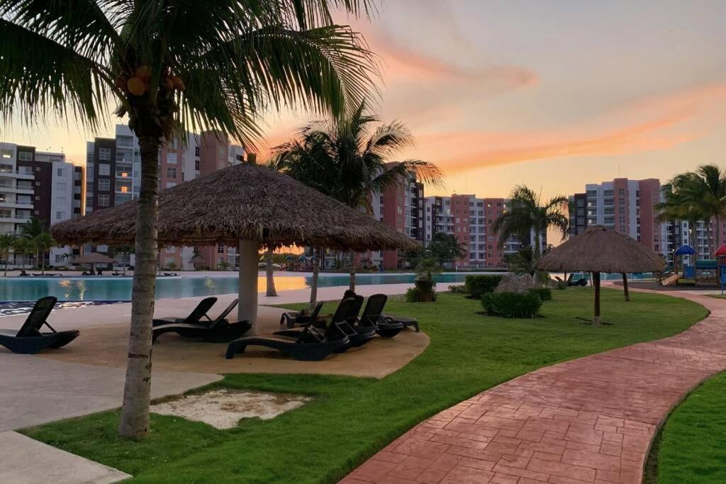 Dreams Lagoon By Andiani Travel كانكون المظهر الخارجي الصورة